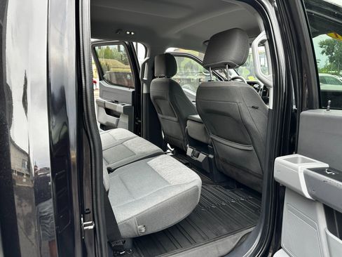 Used 2021 Ford F150 XLT w/ XTR Package image 11