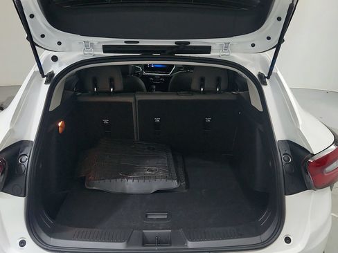 Used 2024 Chevrolet Trax ACTIV w/ Sunroof Package FWD image 29