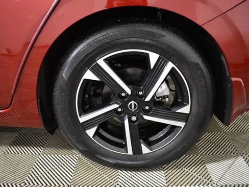 Certified 2024 Nissan Sentra SV FWD image 38