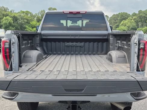 Used 2024 GMC Sierra 2500 AT4 w/ AT4 Premium Plus Package AWD/4WD image 25