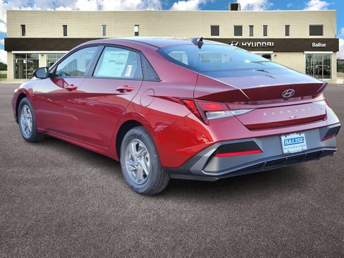 New 2026 Hyundai Elantra SE FWD image 5