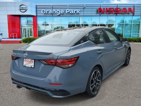 New 2025 Nissan Sentra SR w/ SR Premium Package image 2
