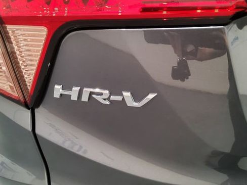Used 2018 Honda HR-V EX image 39