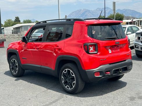 Used 2016 Jeep Renegade Trailhawk AWD/4WD image 7