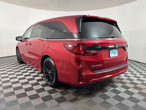 Used 2025 Honda Odyssey Sport-L image 3