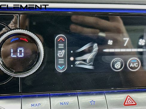 Used 2023 Genesis GV70 2.5T w/ Advanced Package AWD/4WD image 23