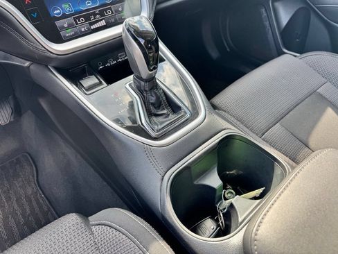 Used 2023 Subaru Outback Premium AWD/4WD image 17