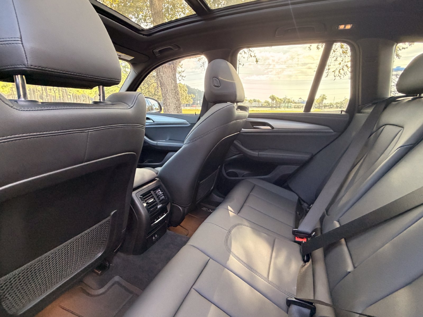 Used 2021 BMW X3 sDrive30i w/ M Sport Package RWD image 15