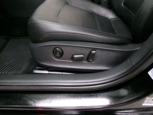 Used 2014 Volkswagen Passat 2.5 SE image 21