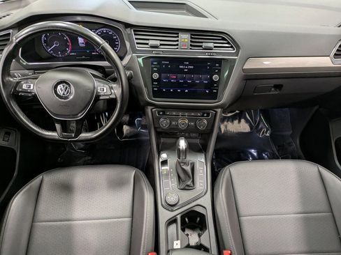 Used 2019 Volkswagen Tiguan SEL w/ 3rd Row Seat Package image 24