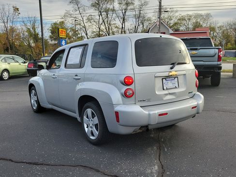 Used 2010 Chevrolet HHR LS image 3