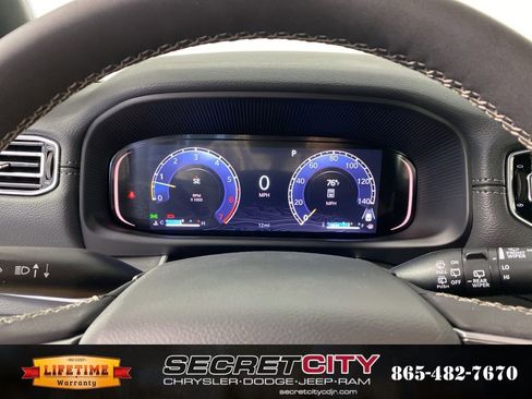 New 2026 Jeep Grand Wagoneer 4WD image 18