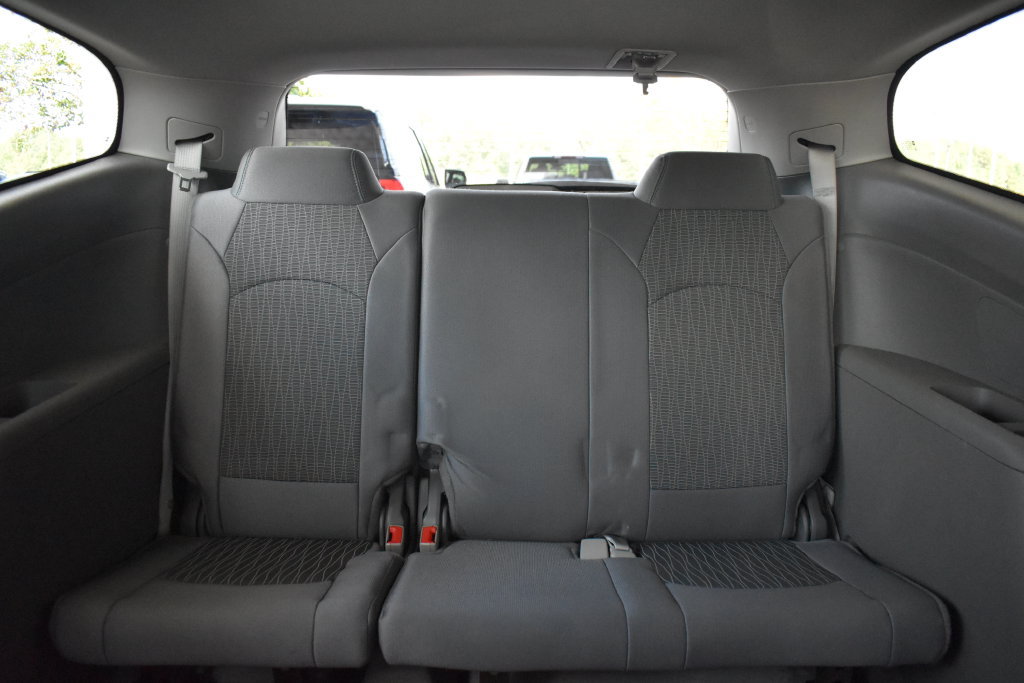 Used 2017 Chevrolet Traverse LS FWD image 15