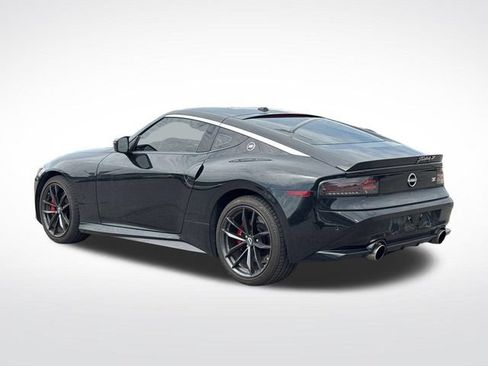 Used 2024 Nissan Z Performance w/ Floor Mat Package RWD image 3
