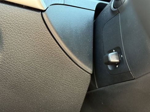 New 2025 Mercedes-Benz C 300 Sedan image 19