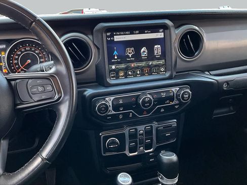 Used 2022 Jeep Gladiator Sport AWD/4WD image 7