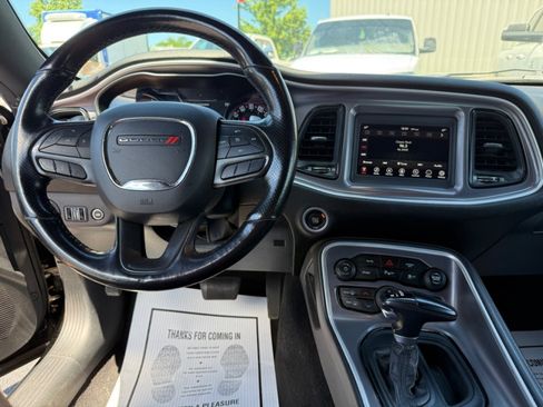 Used 2020 Dodge Challenger GT w/ Blacktop Package AWD/4WD image 10