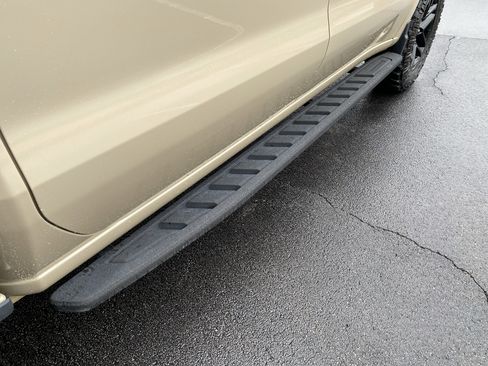 Used 2022 Chevrolet Silverado 1500 LT Trail Boss w/ LT Trail Boss Premium Package image 46