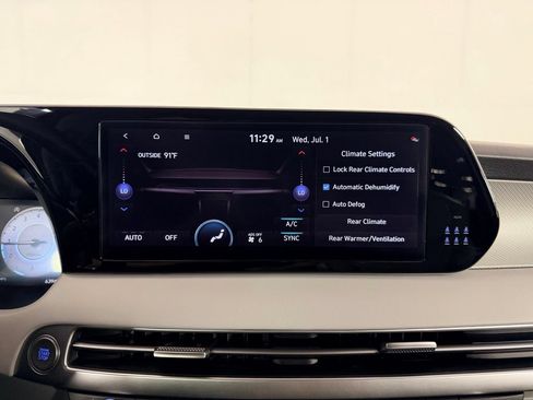 Used 2024 Hyundai Palisade SEL FWD image 19