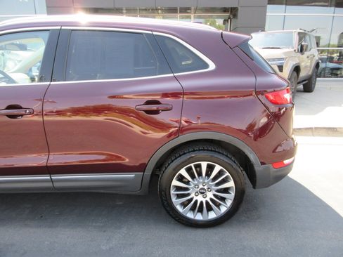 Used 2016 Lincoln MKC Reserve AWD/4WD image 4