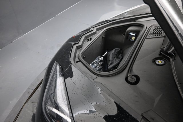 Used 2024 Chevrolet Corvette Z06 RWD image 27