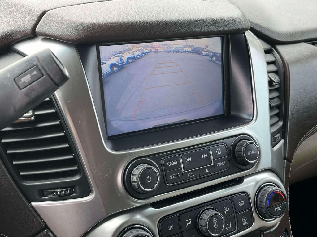 Used 2018 Chevrolet Suburban LT RWD image 36