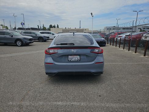 Used 2022 Honda Civic Sport image 5