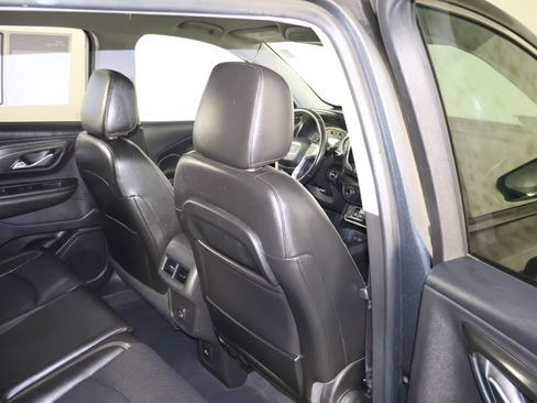 Used 2021 GMC Terrain SLT image 46