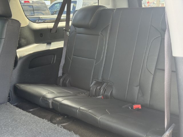 Used 2017 Chevrolet Suburban LT AWD/4WD image 25