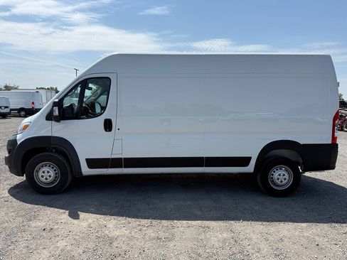 Used 2024 RAM ProMaster 2500 w/ Safety Group FWD image 6