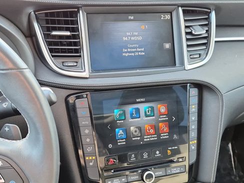 Used 2023 INFINITI QX50 Luxe image 14