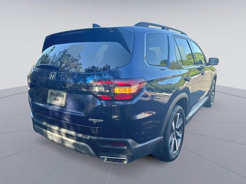 Used 2023 Honda Pilot Touring image 29