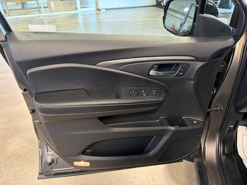 Used 2022 Honda Ridgeline RTL-E image 25