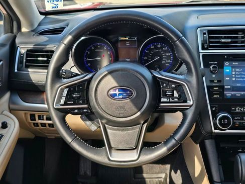 Used 2019 Subaru Outback 2.5i Limited AWD/4WD image 19