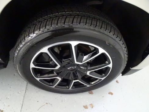 Used 2023 Chevrolet Tahoe RST w/ Luxury Package image 32