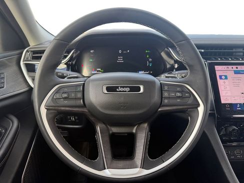 Certified 2022 Jeep Grand Cherokee Limited 4xe image 12