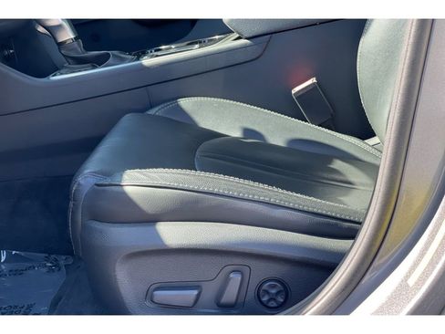 Used 2018 Hyundai Sonata Limited image 13