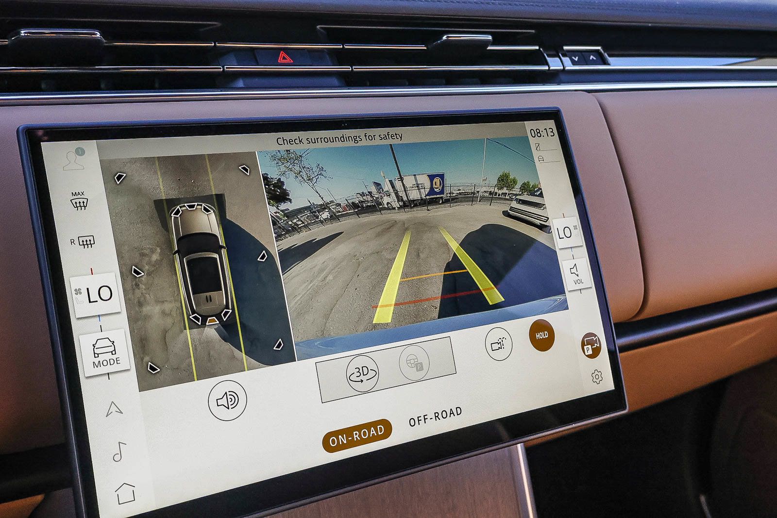New 2026 Land Rover Range Rover SE AWD/4WD image 34