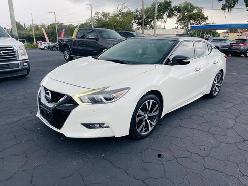 Used 2017 Nissan Maxima 3.5 SL FWD image 6