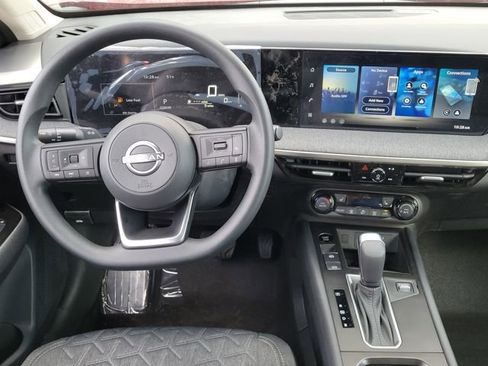 New 2026 Nissan Kicks SV w/ SV Premium Package image 8