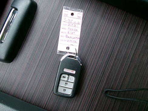 Used 2021 Honda Pilot Black Edition image 20