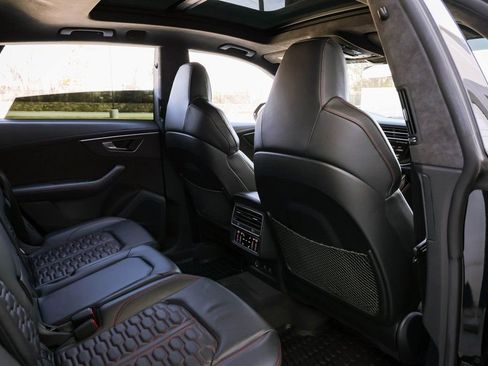 Used 2021 Audi RS Q8 image 16