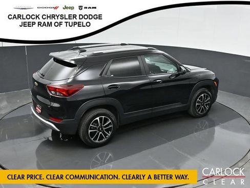 Used 2025 Chevrolet TrailBlazer LT AWD/4WD image 32
