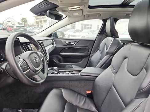 Used 2024 Volvo S60 B5 Core image 20