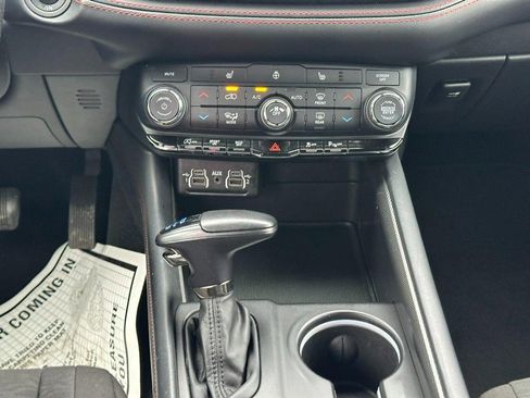 Used 2023 Dodge Durango GT image 15
