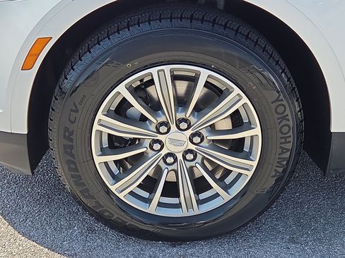 Used 2019 Cadillac XT5 Luxury FWD image 7