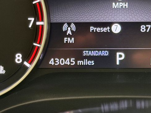 Used 2021 Nissan Rogue SL FWD image 21
