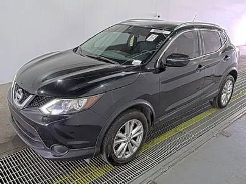 Used 2017 Nissan Rogue Sport SV image 1