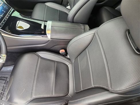 Certified 2023 Mercedes-Benz GLC 300 GLC 300 image 8