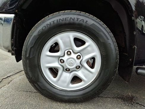 Used 2016 Toyota Tundra SR5 image 9